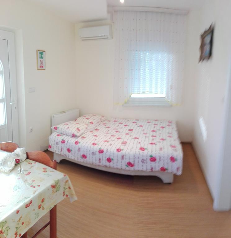 Apartment Gebic Ivan Цриквеница Экстерьер фото